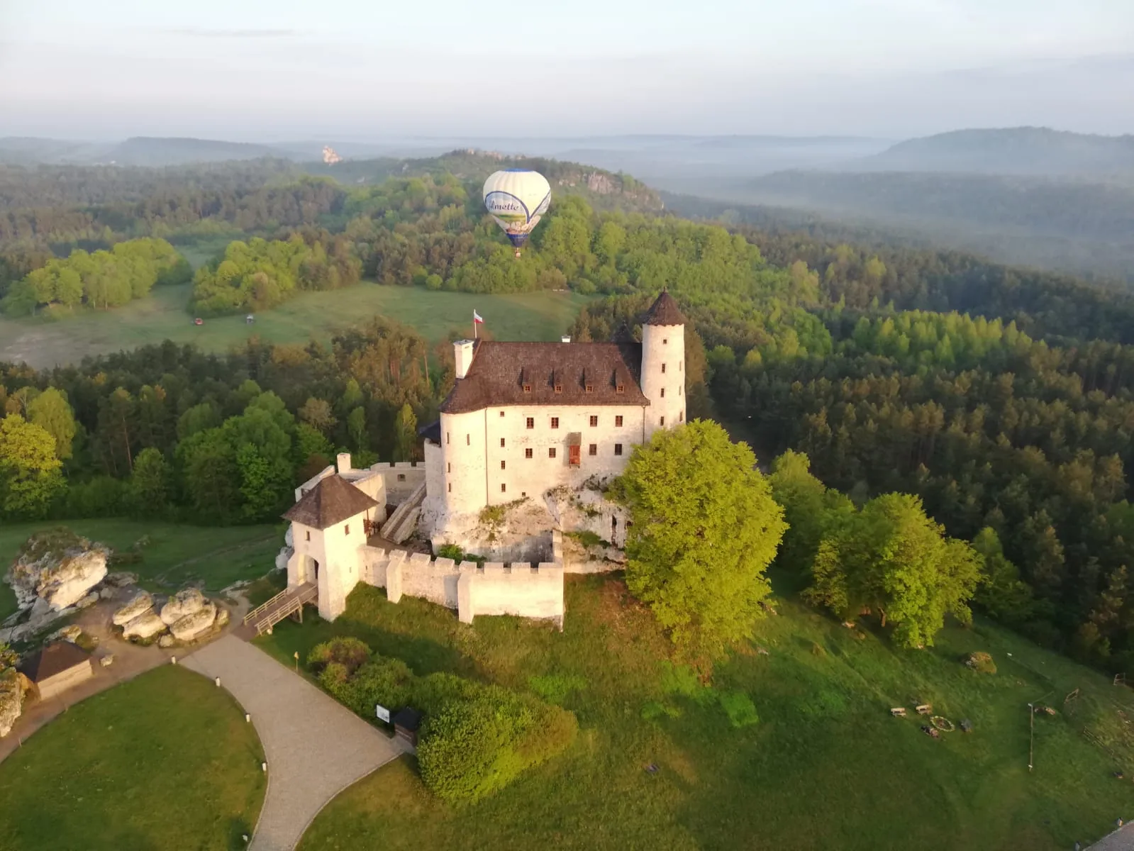 Poznaj alternatywny sposób na zwiedzania, czyli lot balonem