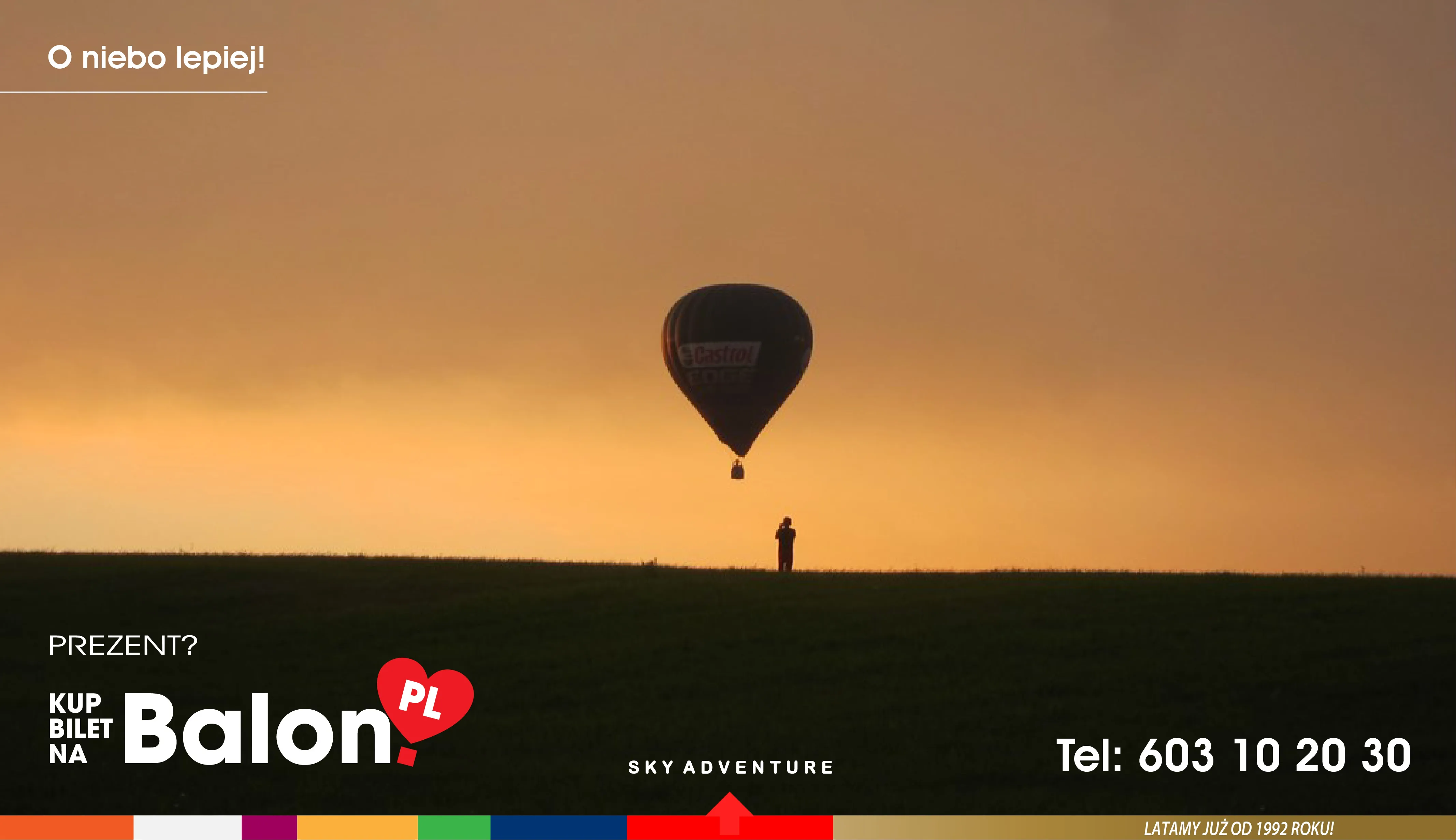 Balon na tle złotego zachodu