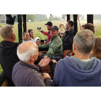 Bilet ECONOMY Uwaga: Ten lot tylko w dni robocze!